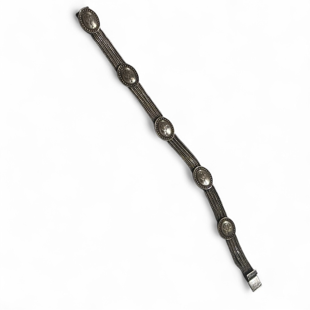 Exquisite Vintage Sterling Silver Mesh Bracelet with Ornate Medallions